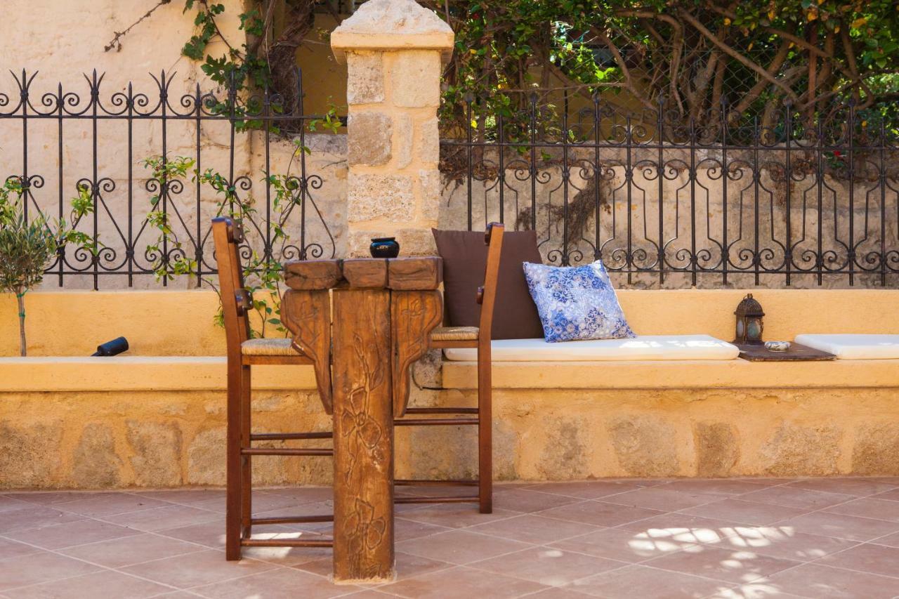 Villanonna Suites & Hamam Rhodes City Exterior photo